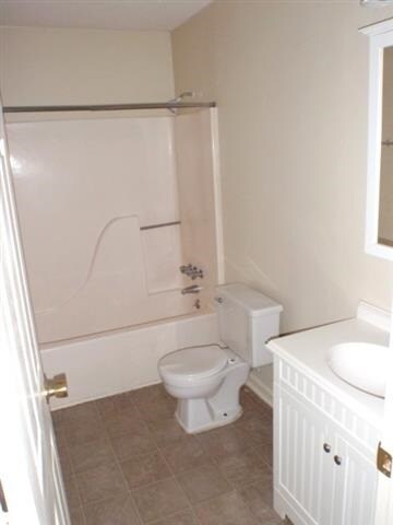 2322 Indian Dr unit A-2, Jacksonville, NC 28546 - photo 5