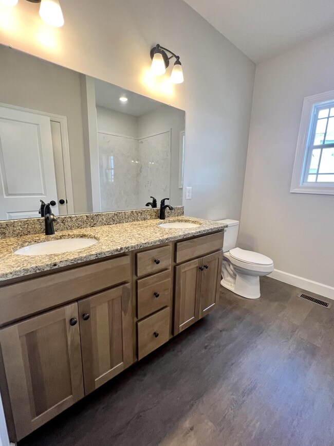 448 Lexington Cir, Manchester, TN 37355 - photo 4