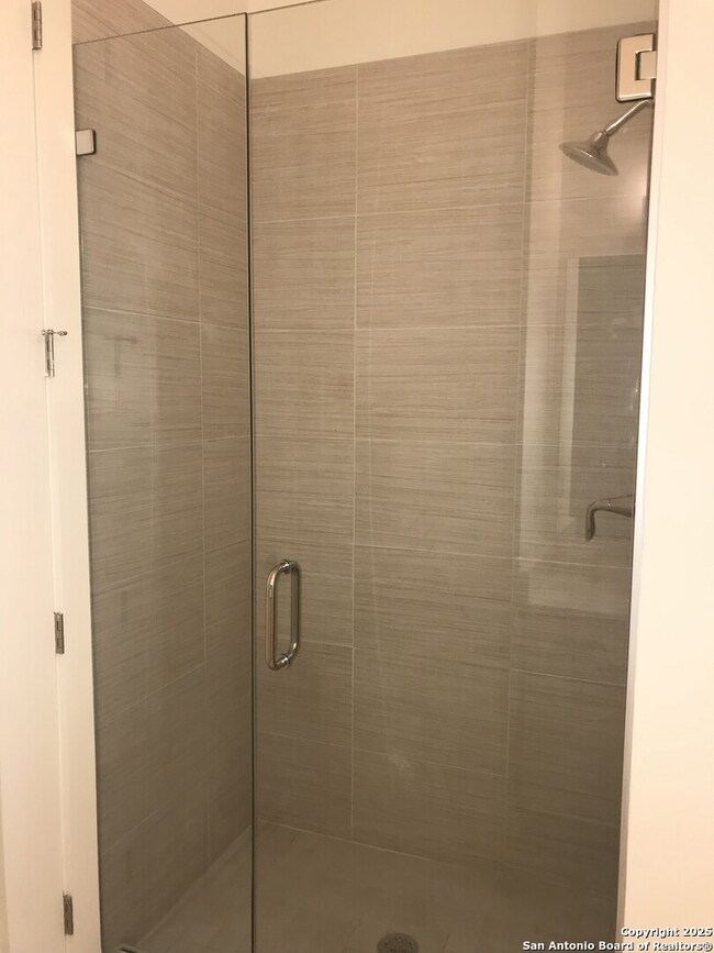 1146 E Quincy St, San Antonio, TX 78212 - photo 6