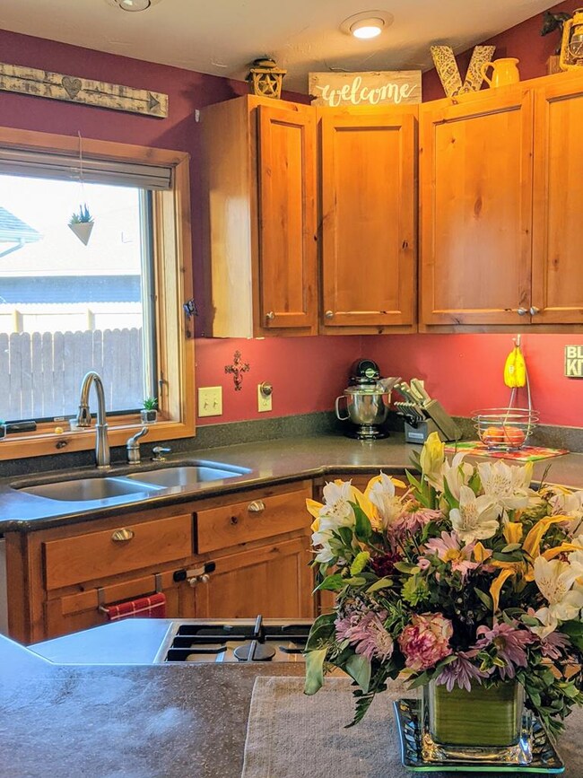 3114 Twin Creek Trail Ave unit 74, Cody, WY 82414 - photo 7