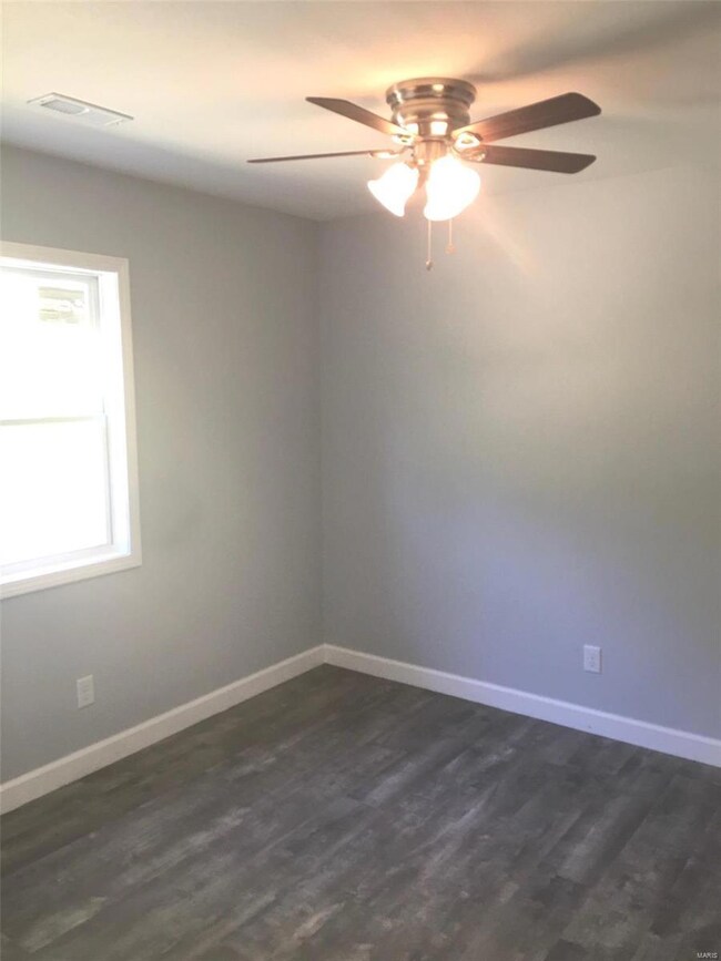 307 Corban Cir, Poplar Bluff, MO 63901 - photo 4