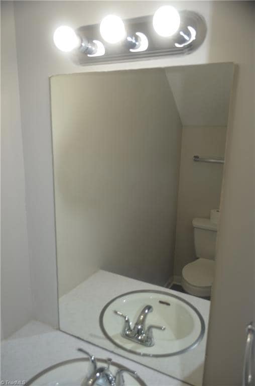 323 Old Vineyard Rd, Winston Salem, NC 27104 - photo 5