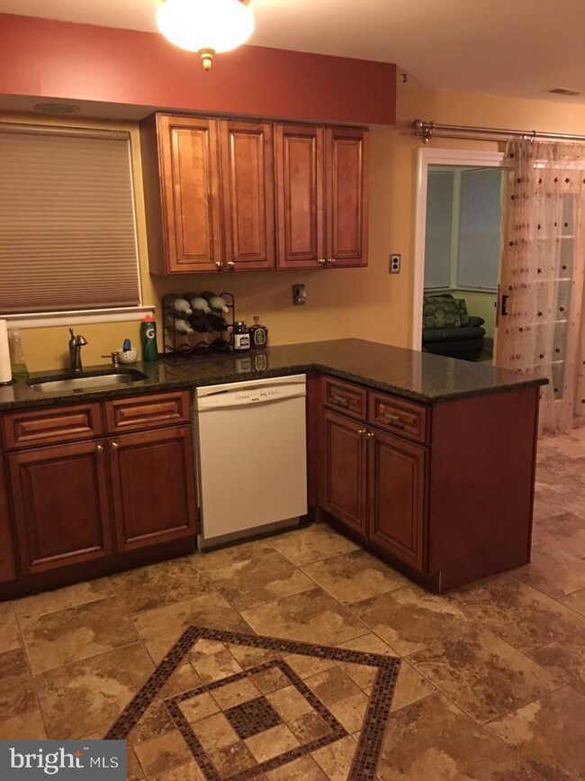 211 Charing Way, Mount Laurel, NJ 08054 - photo 3