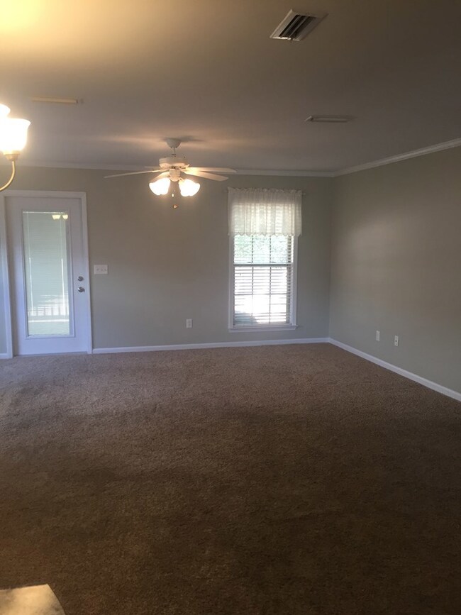 107 Spyglass Rd, Dothan, AL 36305 - photo 2