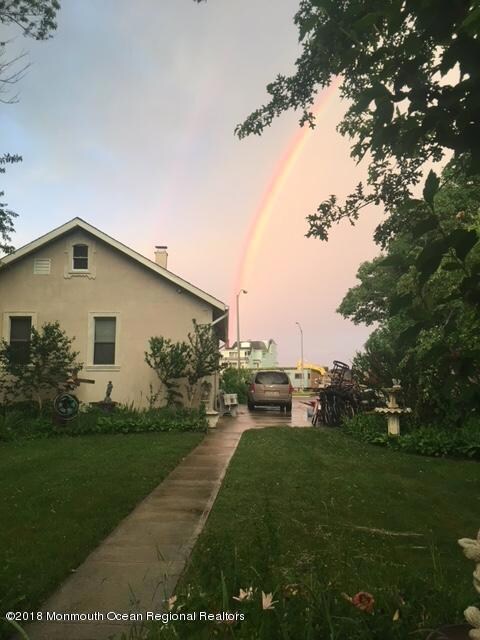 336 Ocean Blvd rainbow house