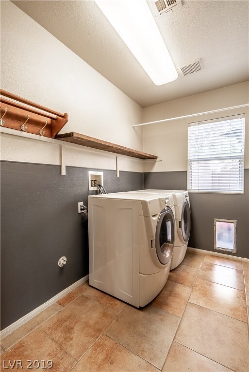 2762 Desert Zinnia Ln, Las Vegas, NV 89135 - photo 7