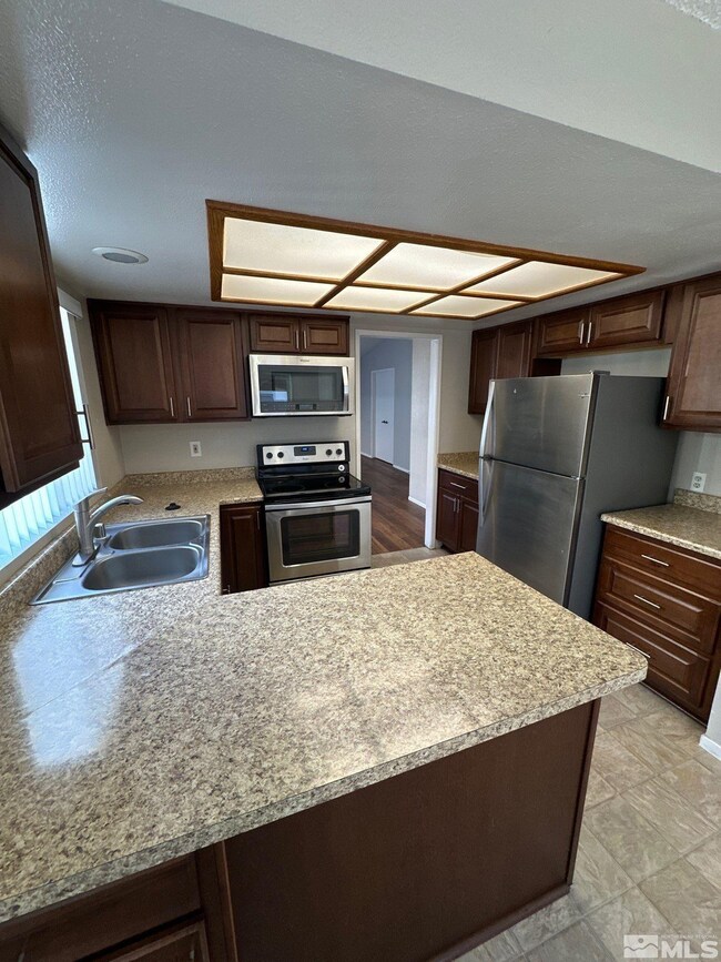 1941 Fargo Way, Sparks, NV 89434 - photo 5