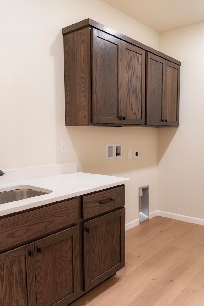 621 Johnson St, Onalaska, WI 54650 - photo 5