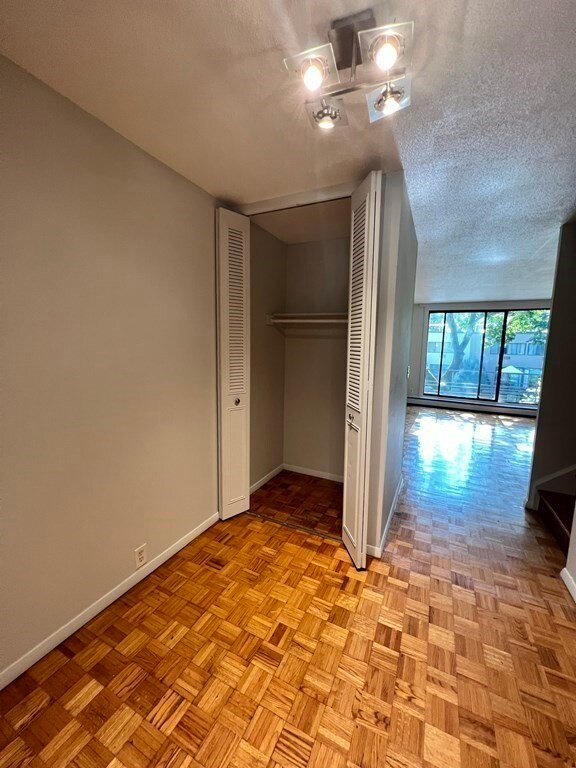 330 Newton St unit D, Brookline, MA 02467 - photo 3