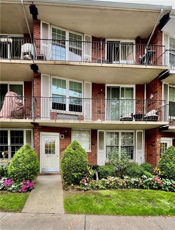 9965 Shore Rd unit 6C, Brooklyn, NY 11209 - photo 2