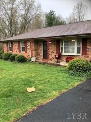 229 Lakeview Rd, Appomattox, VA 24522 - photo 3