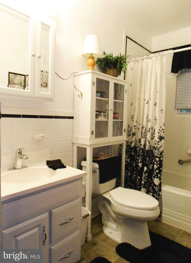 6230 Walnut Ave, Sykesville, MD 21784 - photo 5