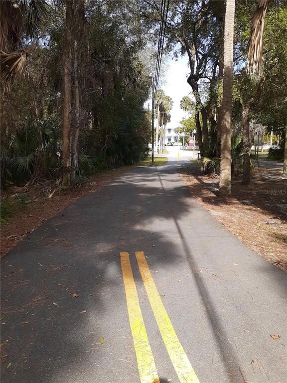 Located between Downtown Orlando and Daytona Beach! 