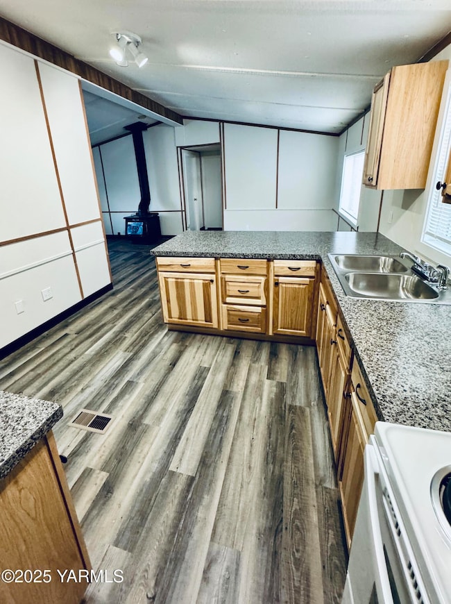 401 Moxee Ave unit 7, Naches, WA 98937 - photo 3