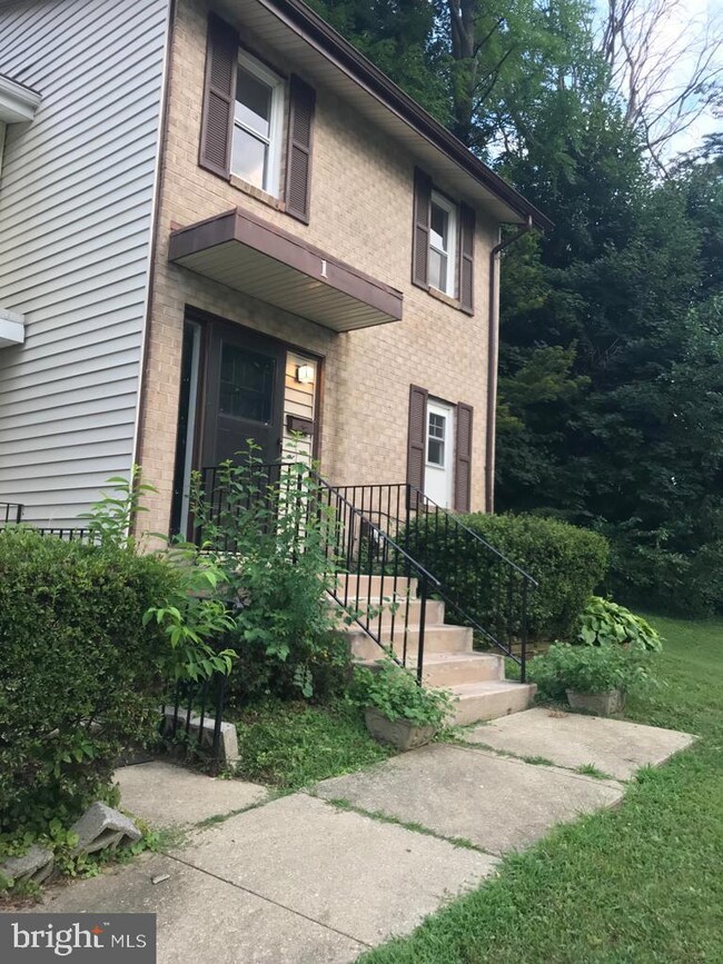 1 Daimler Dr unit 81, Capitol Heights, MD 20743 - photo 6