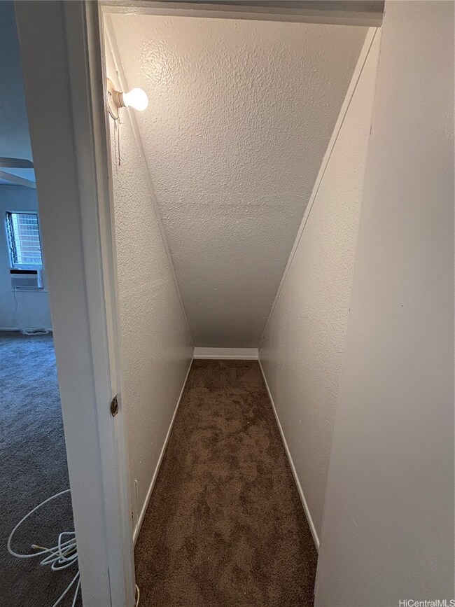 98-1273 Hoohiki Place unit A, Pearl City, HI 96782 - photo 7