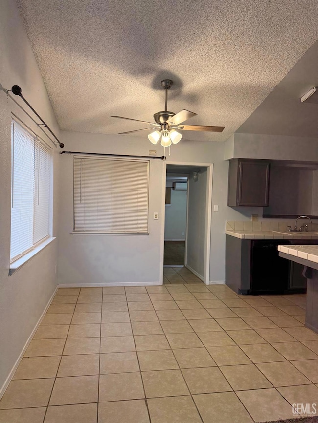 6021 Lugene Ave, Bakersfield, CA 93313 - photo 5