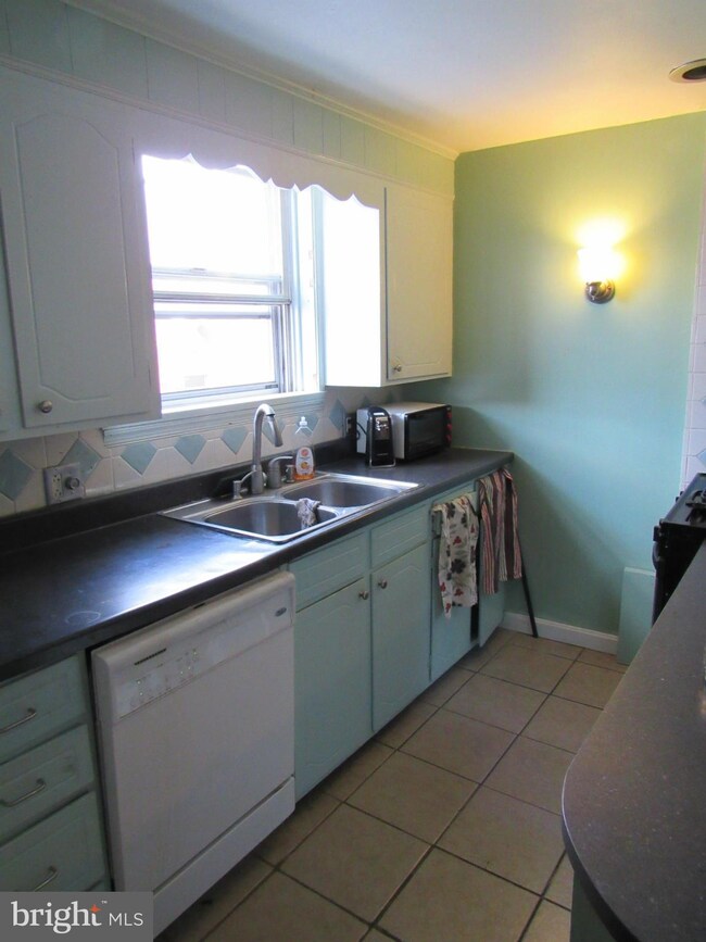 48 S Church St, Waynesboro, PA 17268 - photo 3