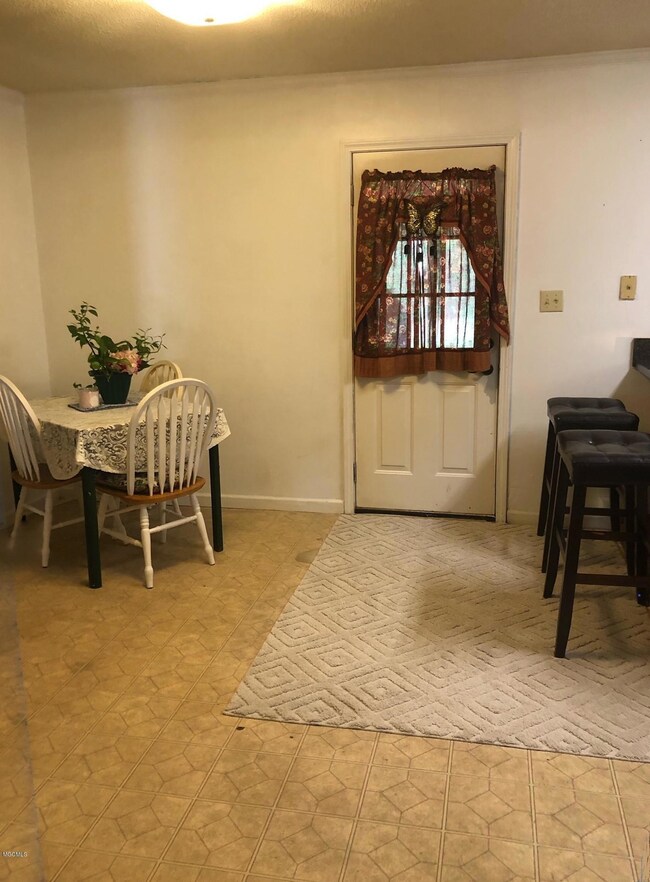 8304 Sherbrook St, Moss Point, MS 39562 - photo 7