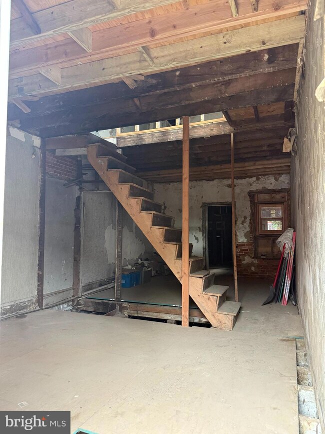 1207 1/2 Liberty St, Camden, NJ 08104 - photo 3