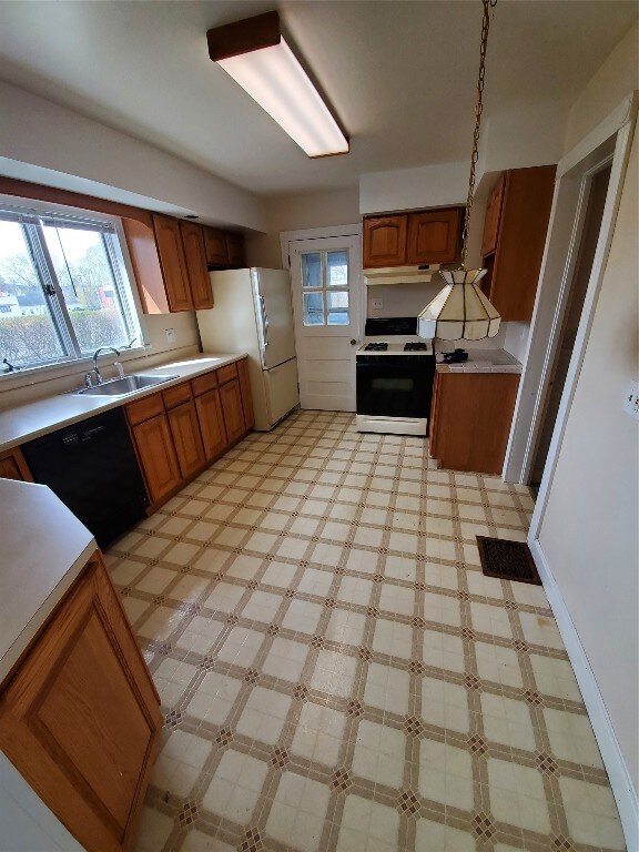 43 Moeller St, Binghamton, NY 13904 - photo 4