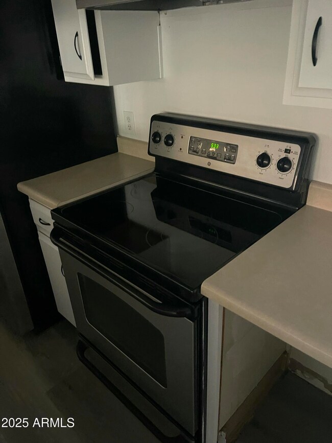 8841 N 8th St unit 209, Phoenix, AZ 85020 - photo 4