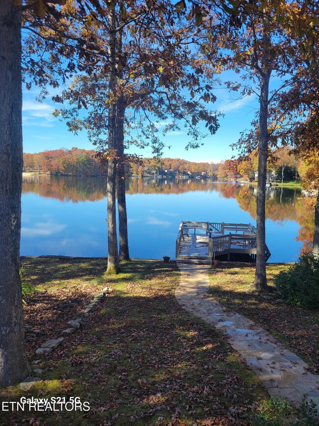 148 Lakewood Dr, Crossville, TN 38558 - photo 5