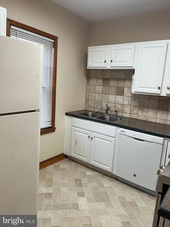 132 Haddon Ave unit 2, West Berlin, NJ 08091 - photo 4