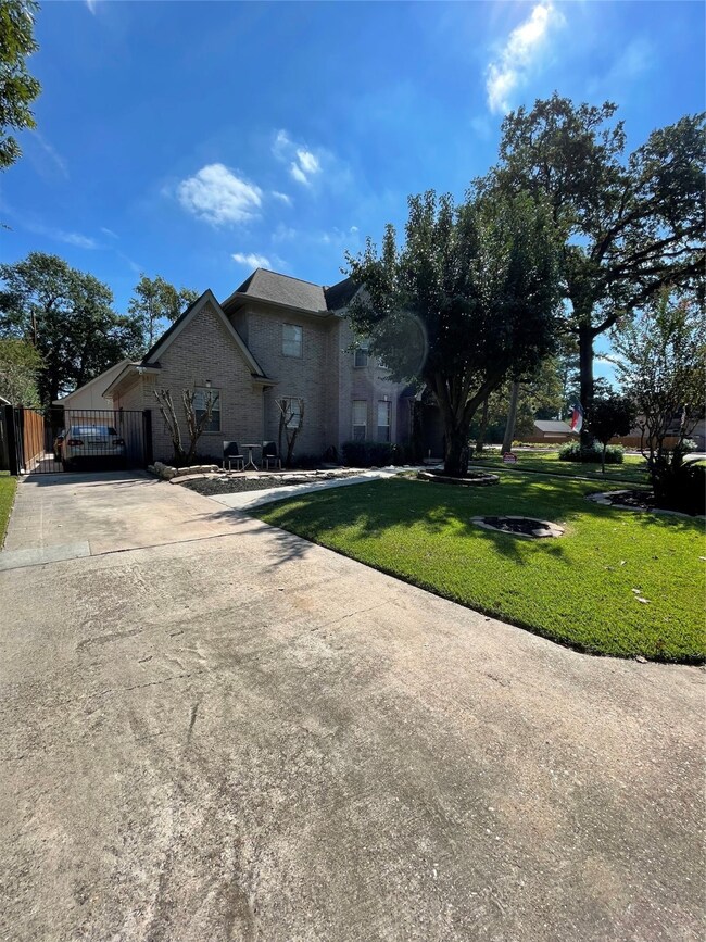 15618 Gettysburg Dr, Tomball, TX 77377 - photo 3