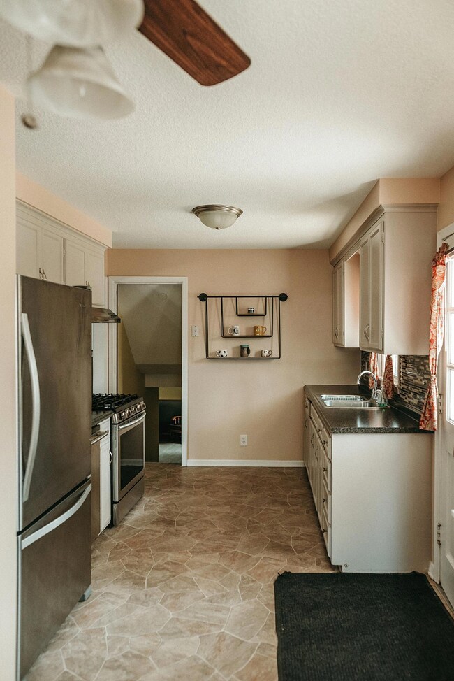 3036 116th Ln NW, Coon Rapids, MN 55433 - photo 6