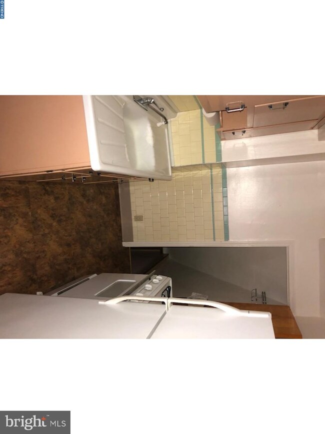 8012 Moro St, Philadelphia, PA 19136 - photo 7