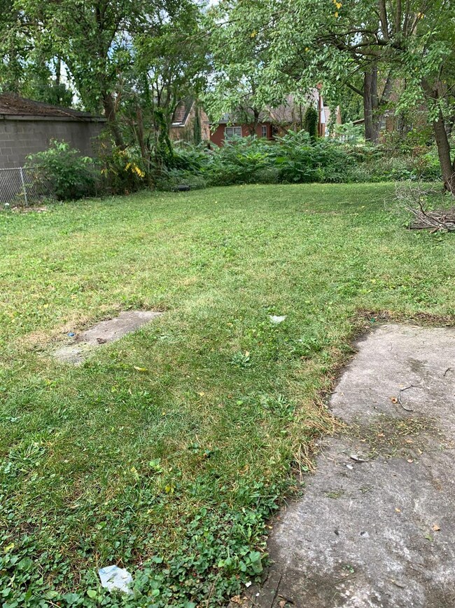 832 E 45th Ave, Gary, IN 46409 - photo 4