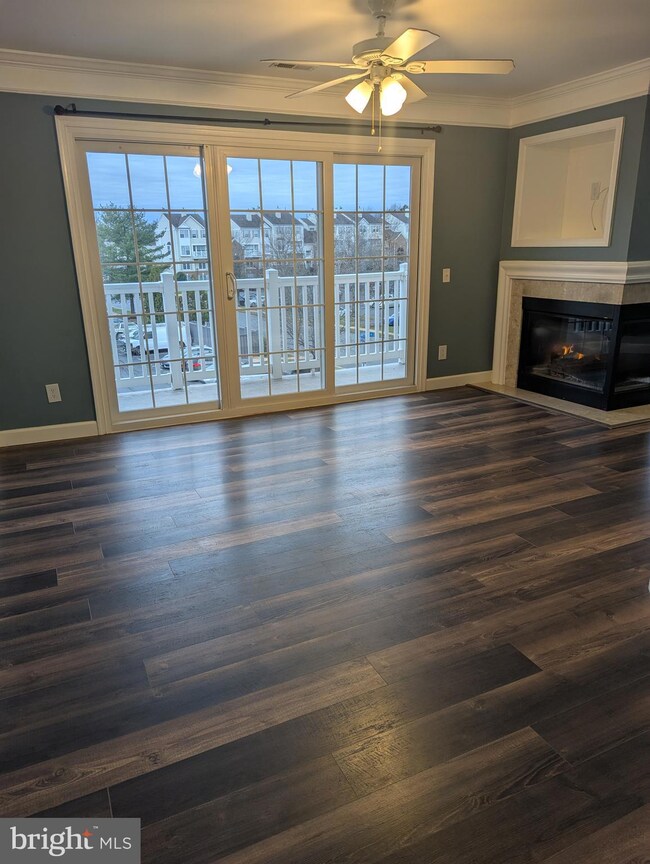 46924 Courtyard Square unit 300, Sterling, VA 20164 - photo 2