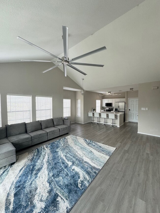 26035 Heartwood Dr unit 412, Whitney, TX 76692 - photo 7