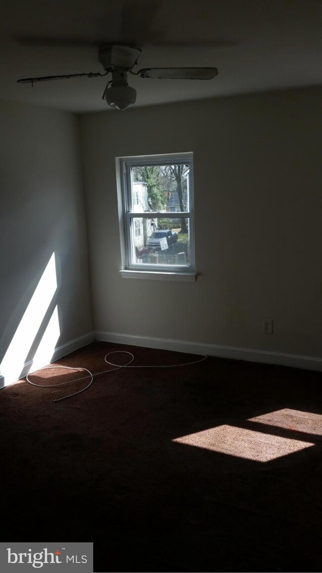 822 Glenwood Ave, Baltimore, MD 21212 - photo 6