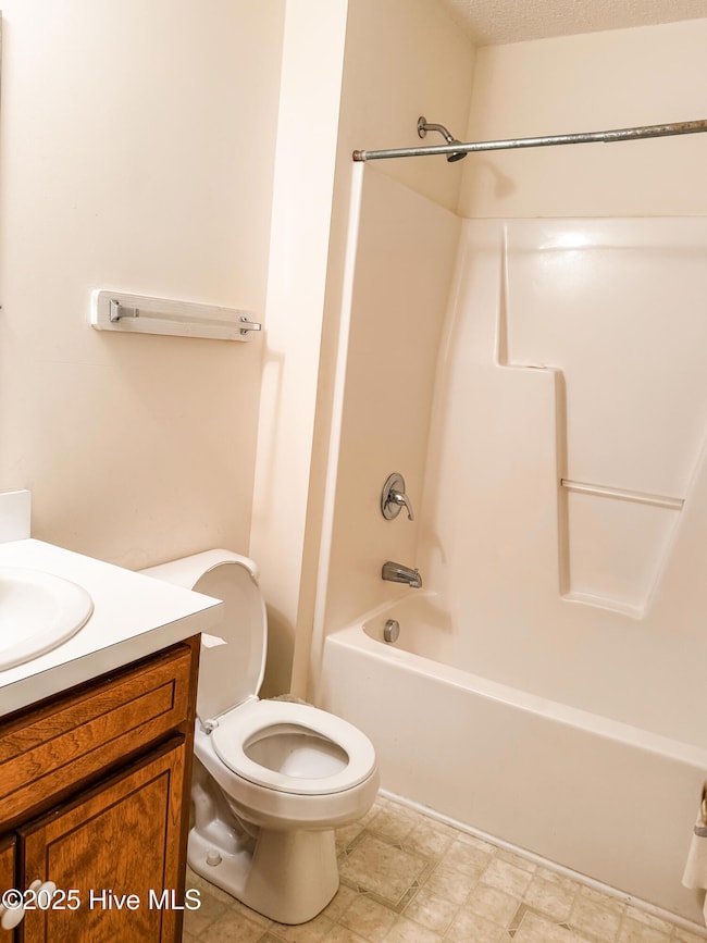 2110 Shamrock Dr E, Wilson, NC 27893 - photo 7