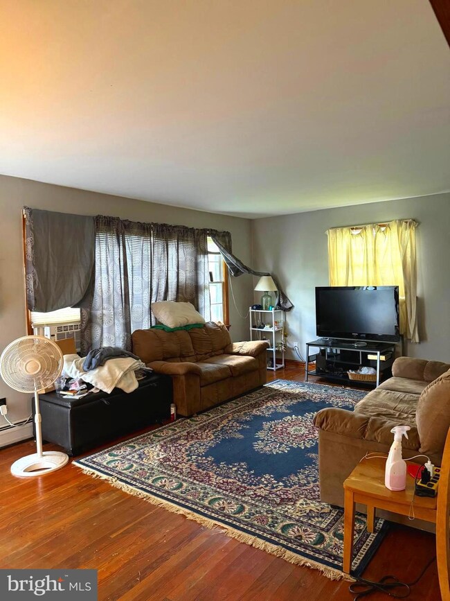 701 S Poes Rd, Amissville, VA 20106 - photo 4