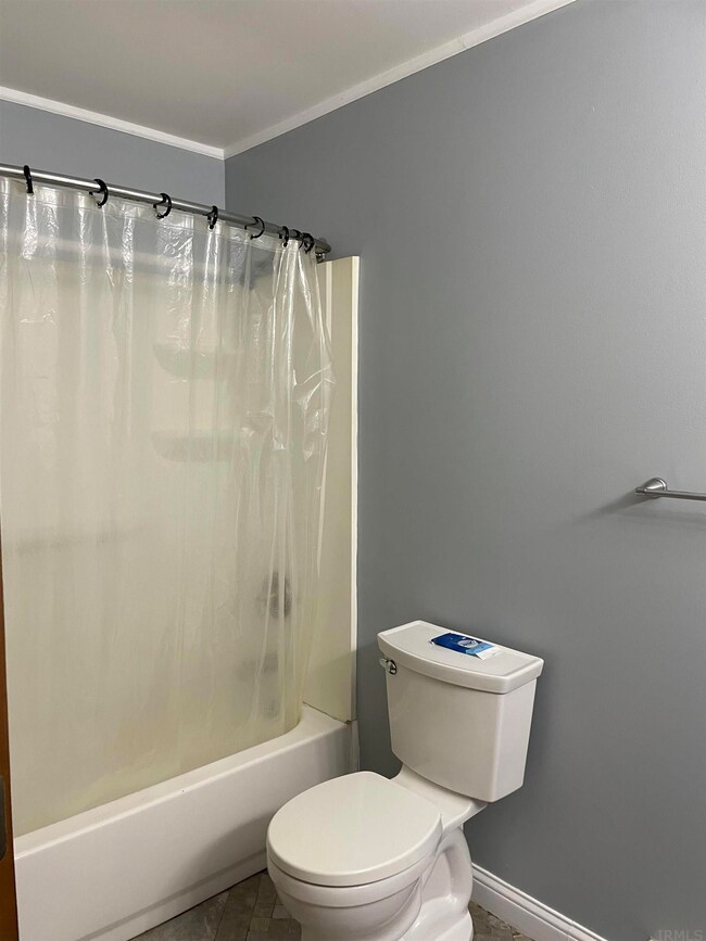 603 Helen Ave, Auburn, IN 46706 - photo 5