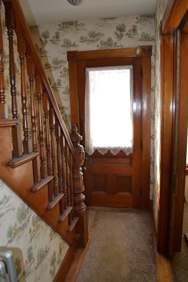 64 Warren St, Barre, VT 05641 - photo 3