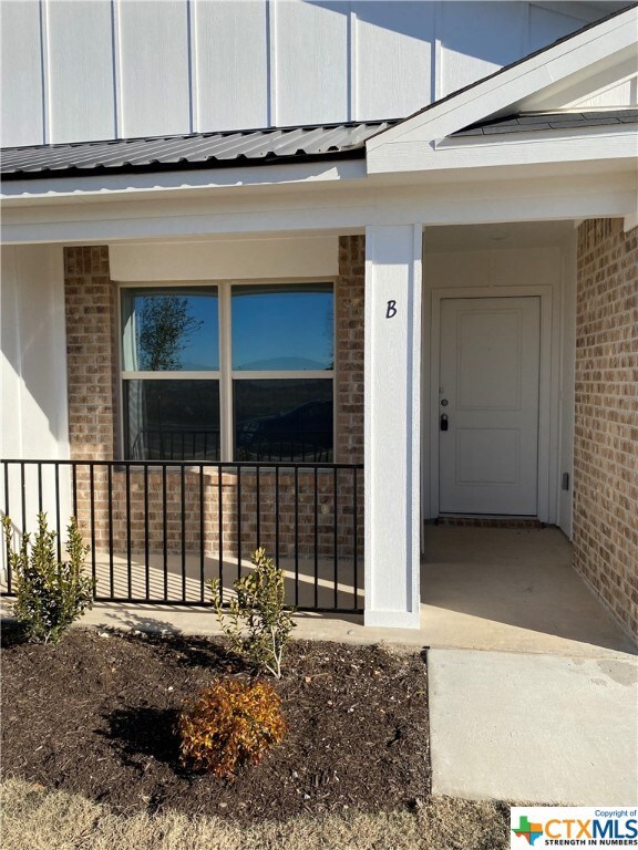 5813 Betty Lou Dr unit B, Killeen, TX 76549 - photo 2