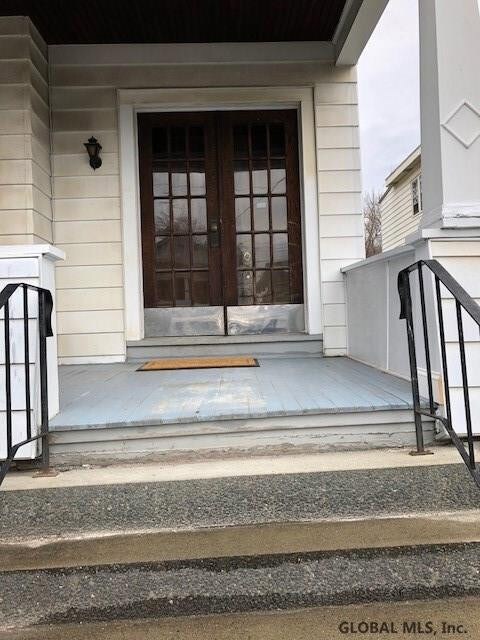 628 N Pearl St unit 1, Menands, NY 12204 - photo 2