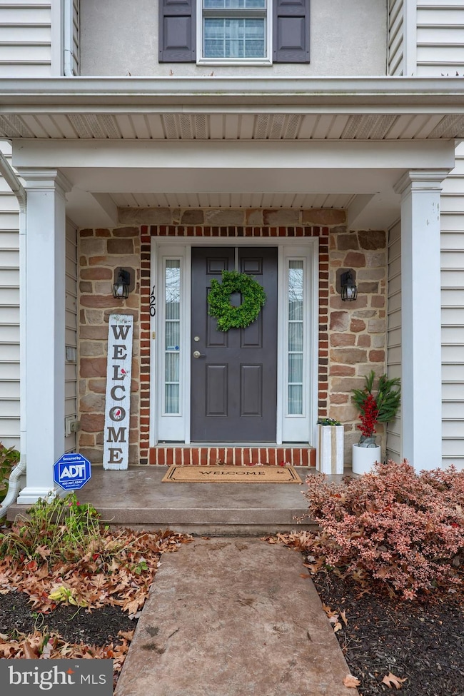 120 Baneberry Ln, Lititz, PA 17543 - photo 2