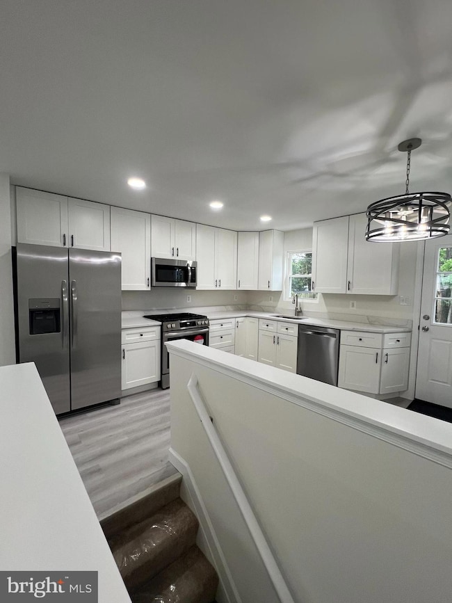 202 Hollywood Ct, Glen Burnie, MD 21060 - photo 2