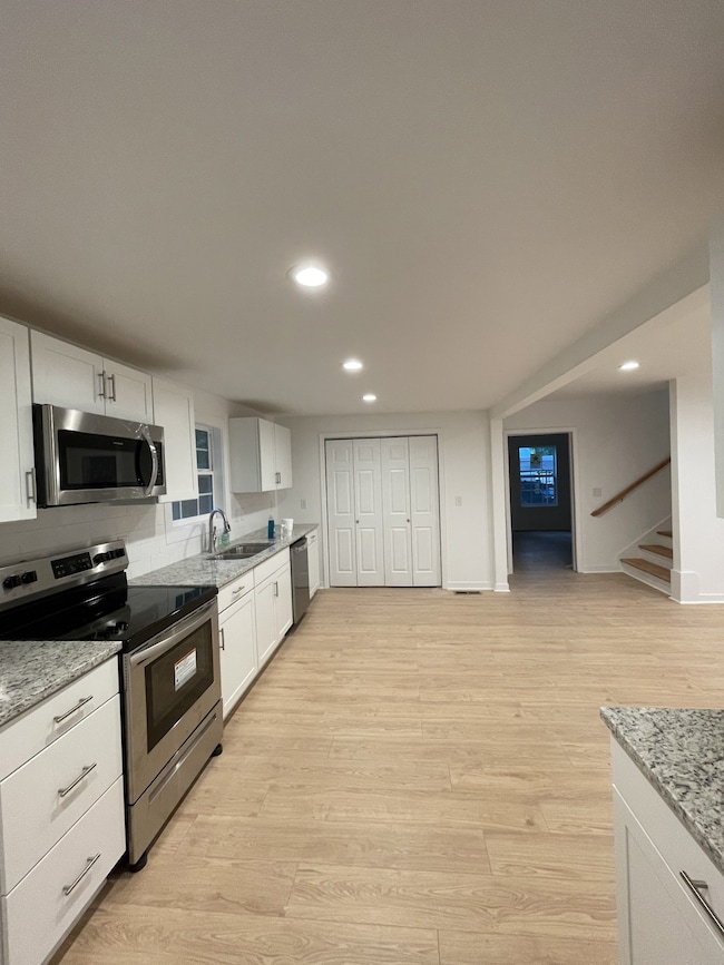 520 Oak St, Shelbyville, TN 37160 - photo 6