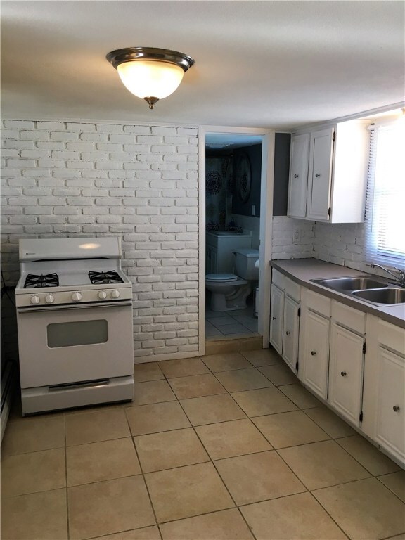 202 Enfield Ave, Providence, RI 02908 - photo 3