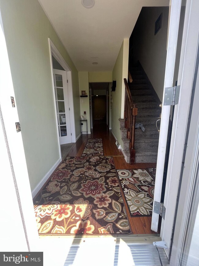 1383 Needham Cir, Hatfield, PA 19440 - photo 2