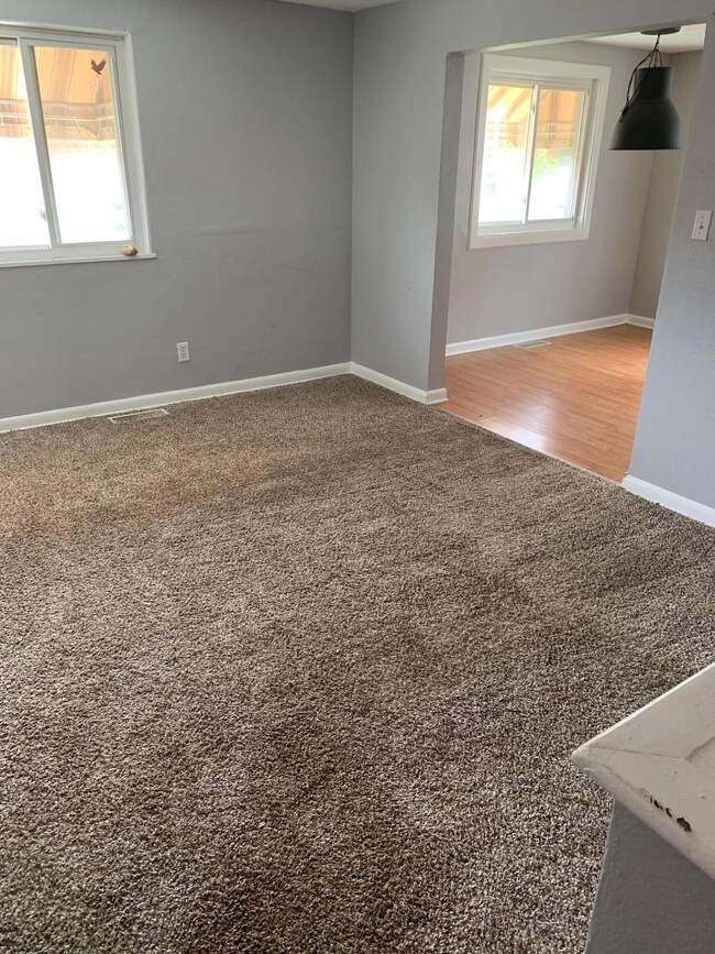 378 E Moler St, Columbus, OH 43207 - photo 3