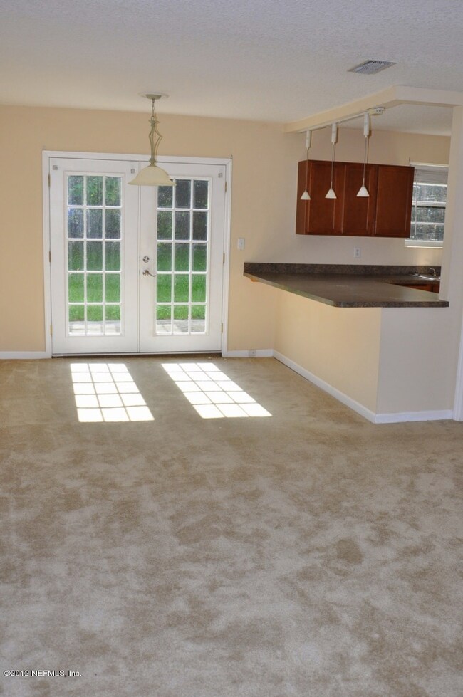 4020 Peter Rabbit Dr, Jacksonville, FL 32210 - photo 7