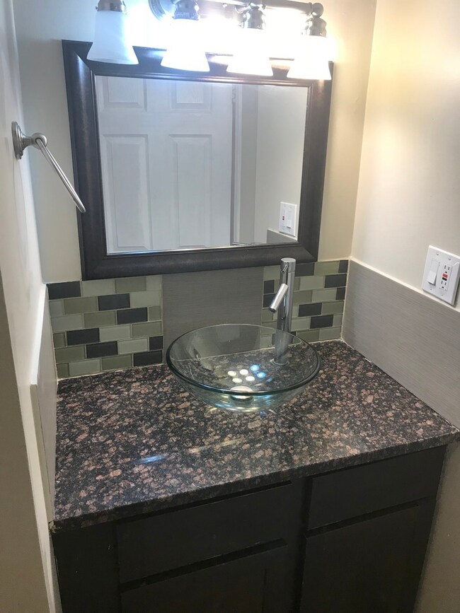 4625 S Langley Ave, Chicago, IL 60653 - photo 7