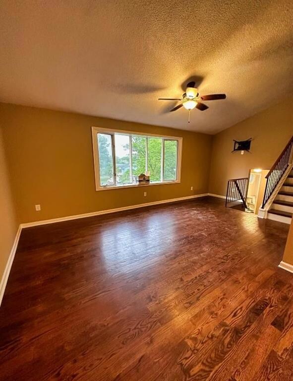 1611 Susan Cir, Easton, PA 18040 - photo 4